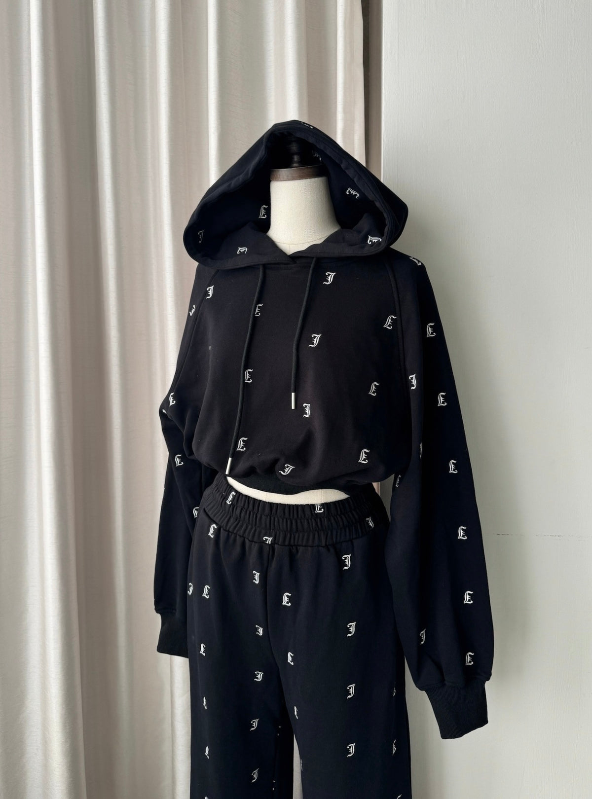 Total J Short Hoodie