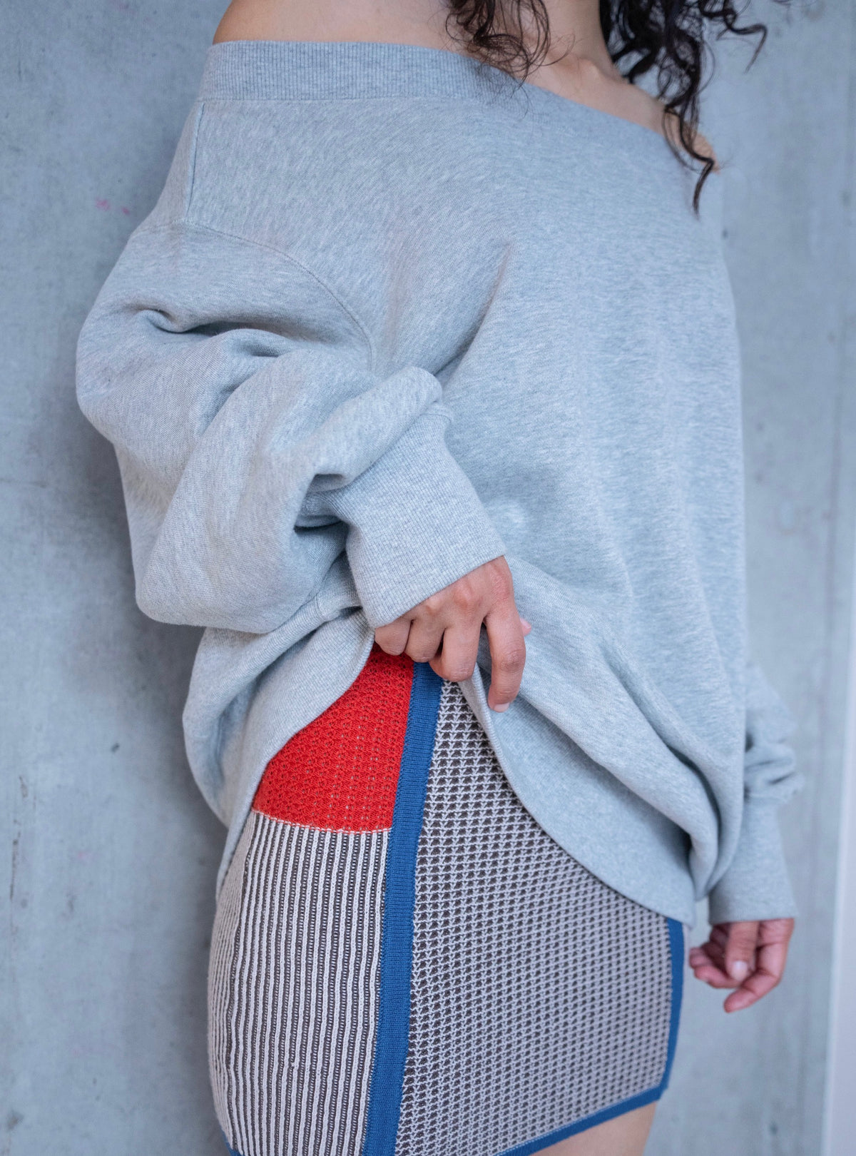 EMB Loose Neck Over Sweat