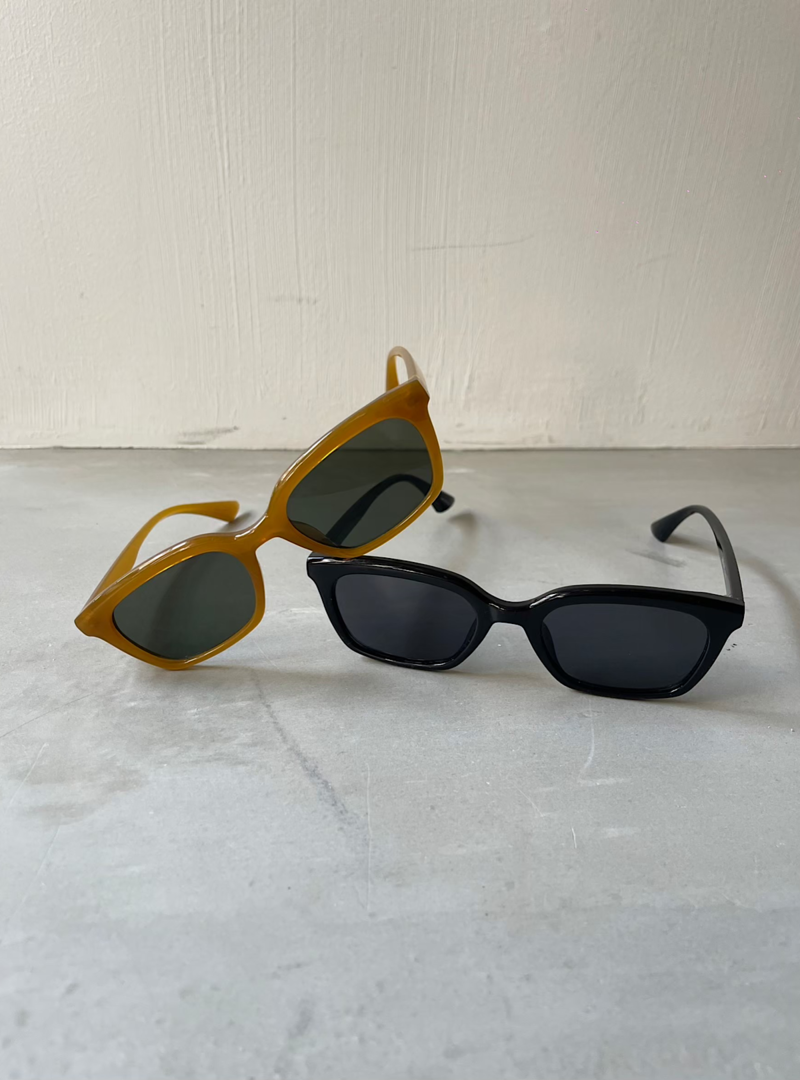 Sarha Square Sunglasses
