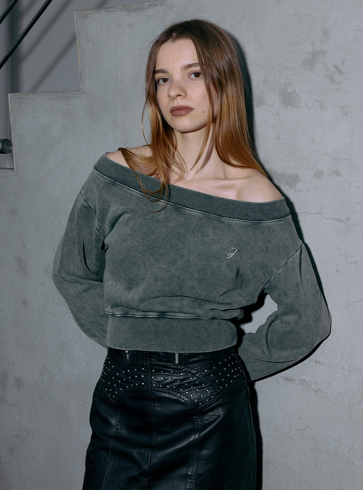 Shadow Loose Neck Sweat