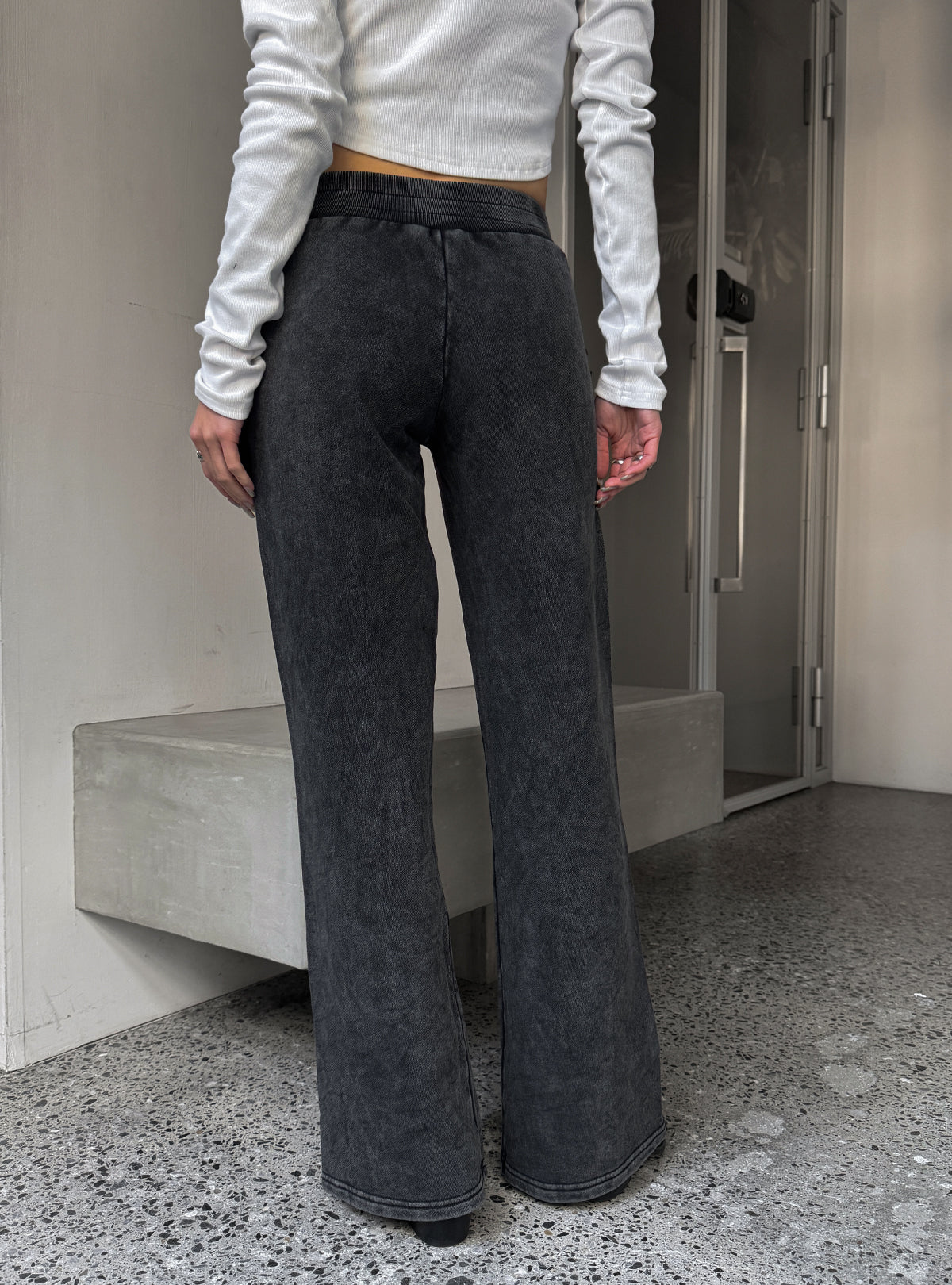 Shadow Cut Off Sweat Pants