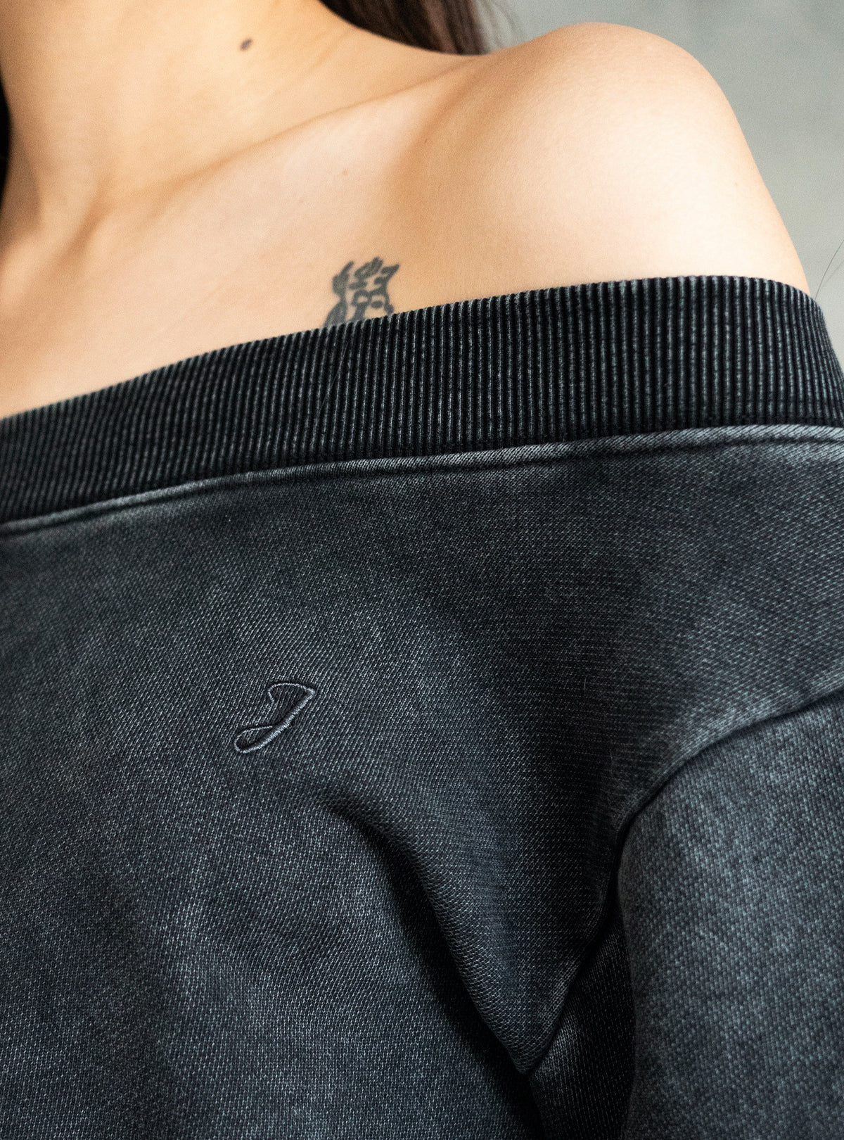 Shadow Loose Neck Sweat