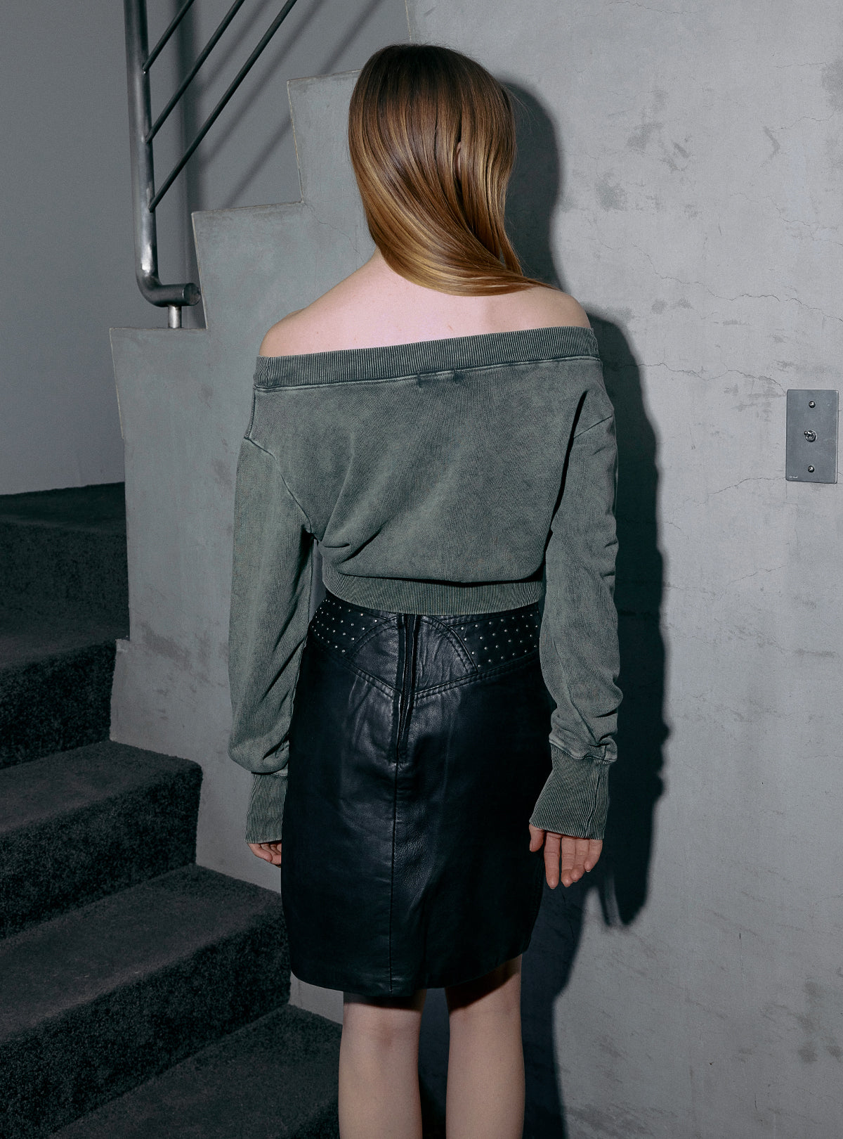 Shadow Loose Neck Sweat