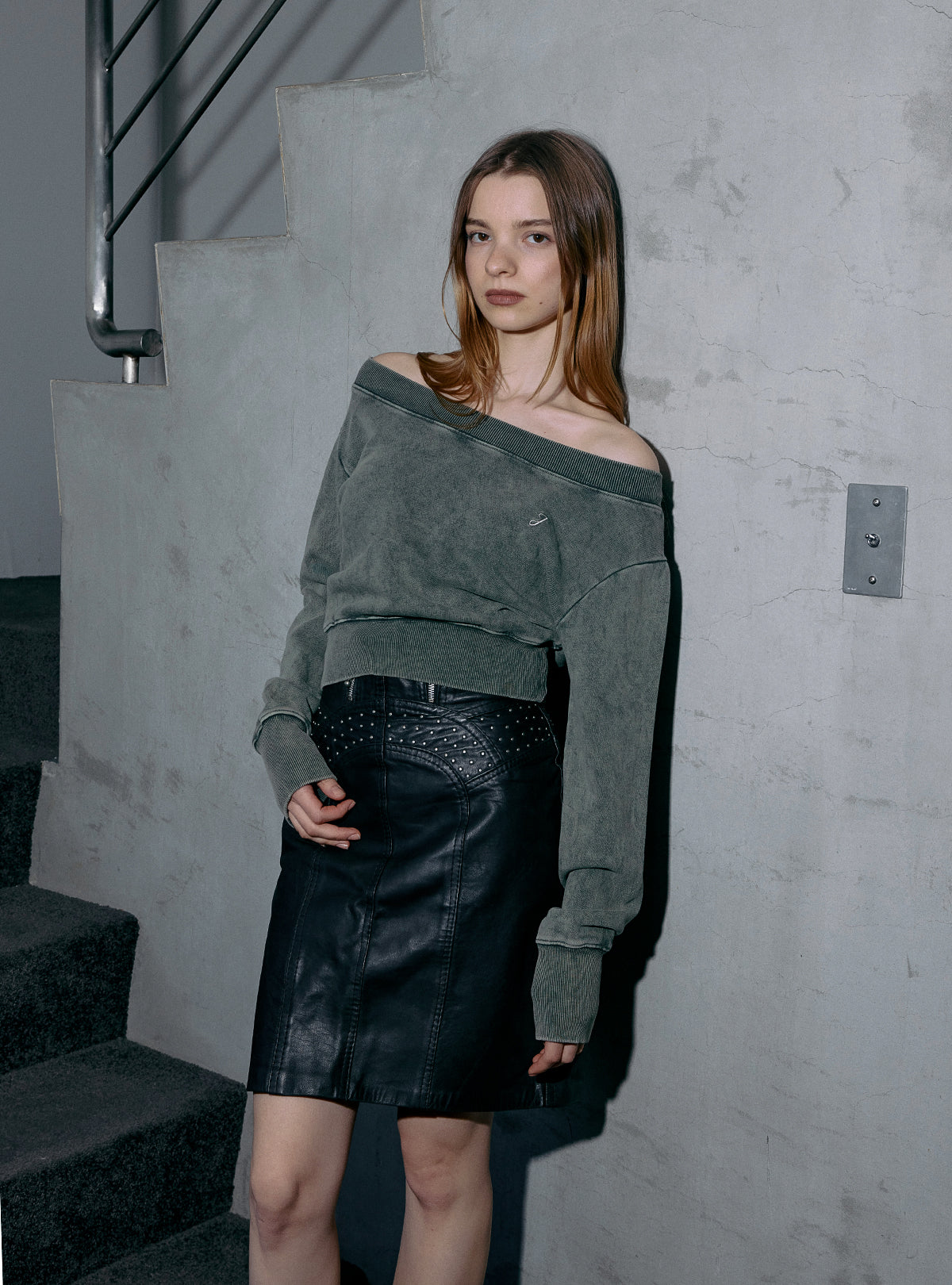 Shadow Loose Neck Sweat