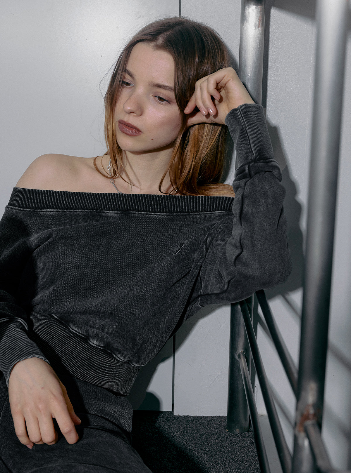 Shadow Loose Neck Sweat