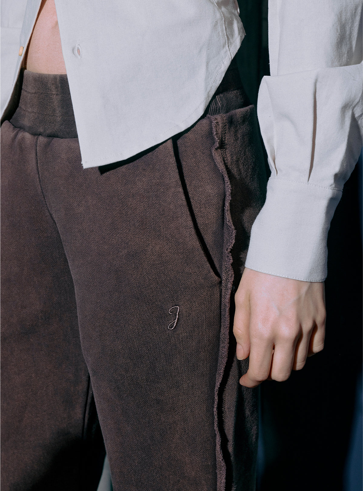 Shadow Cut Off Sweat Pants