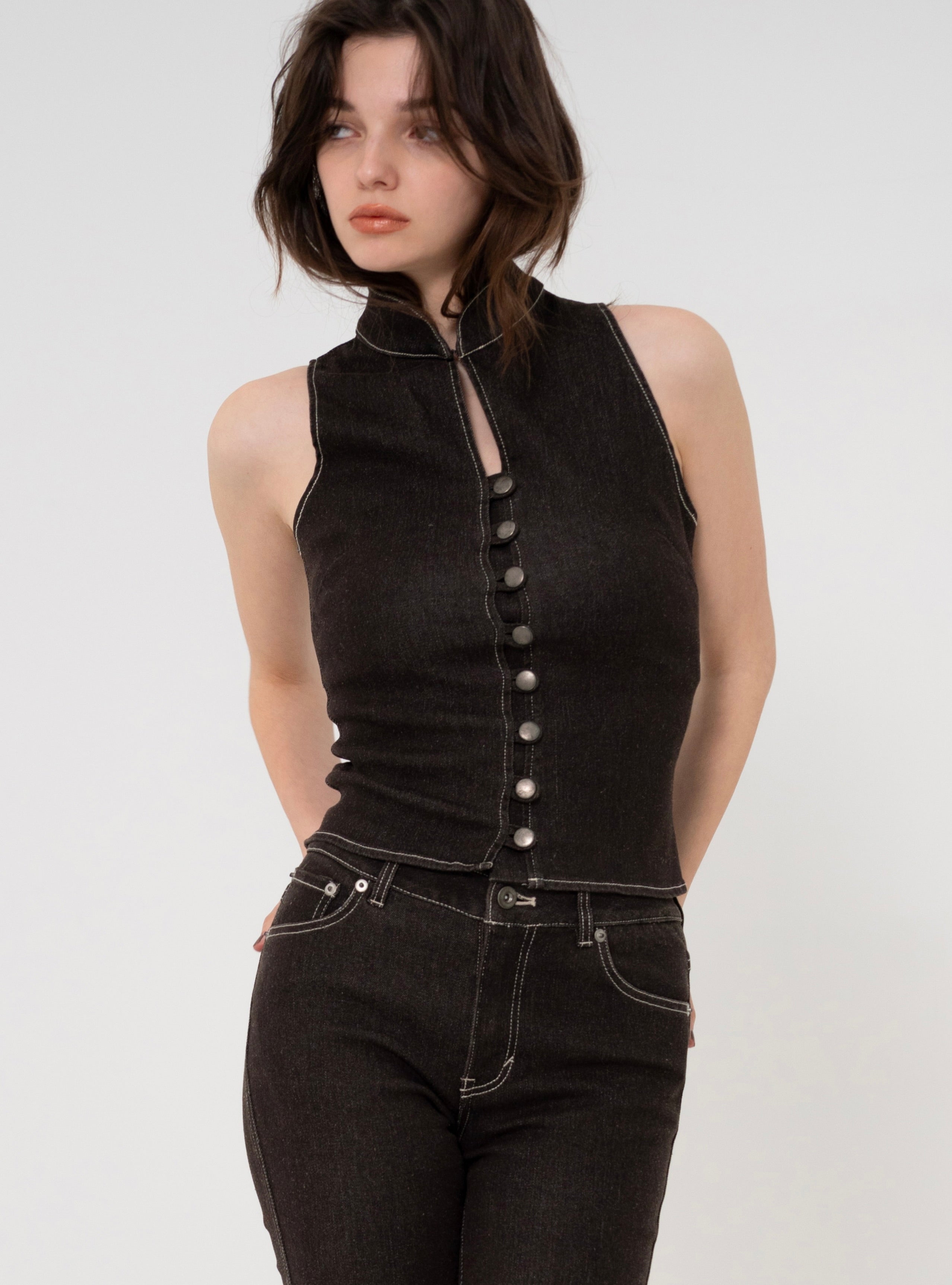 Tuck-Buttons Denim Tank – JUEMI