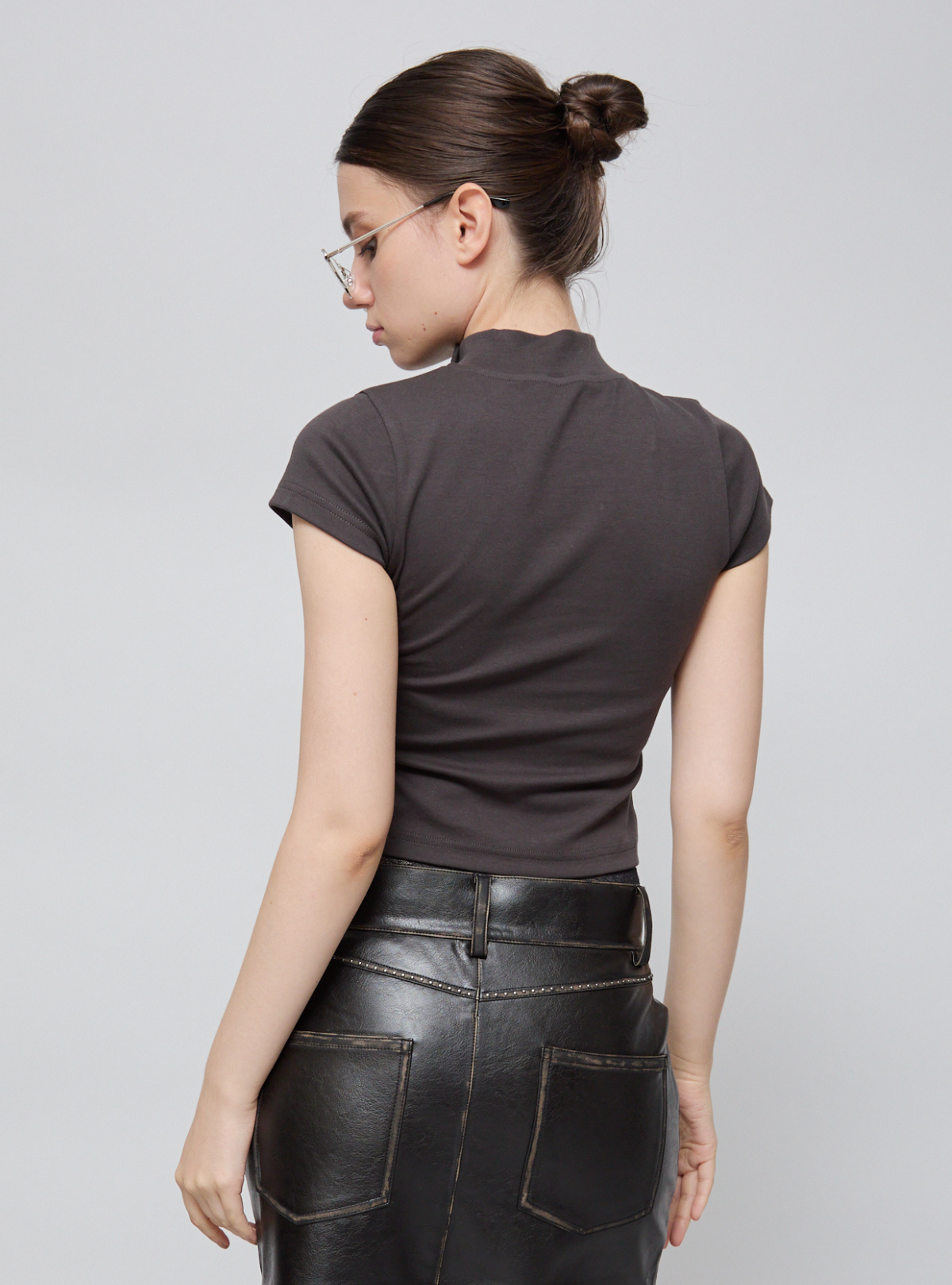 Shell Button High Neck Tee