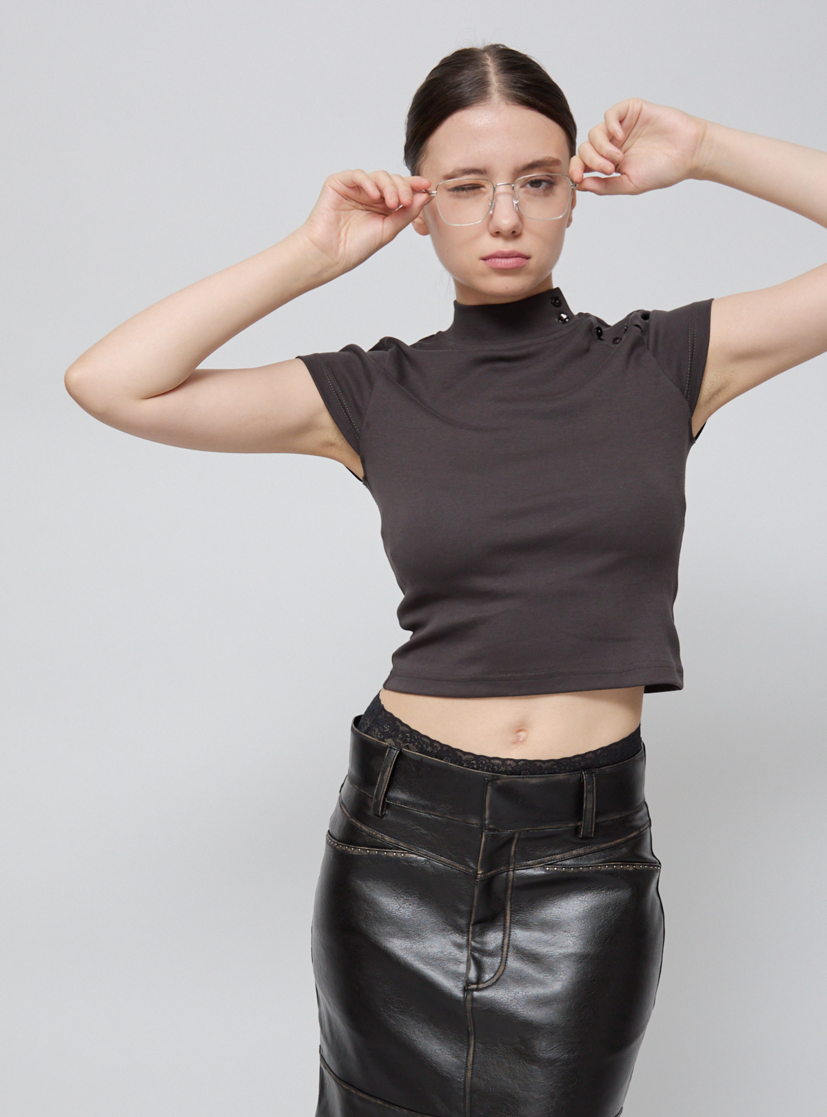 Shell Button High Neck Tee