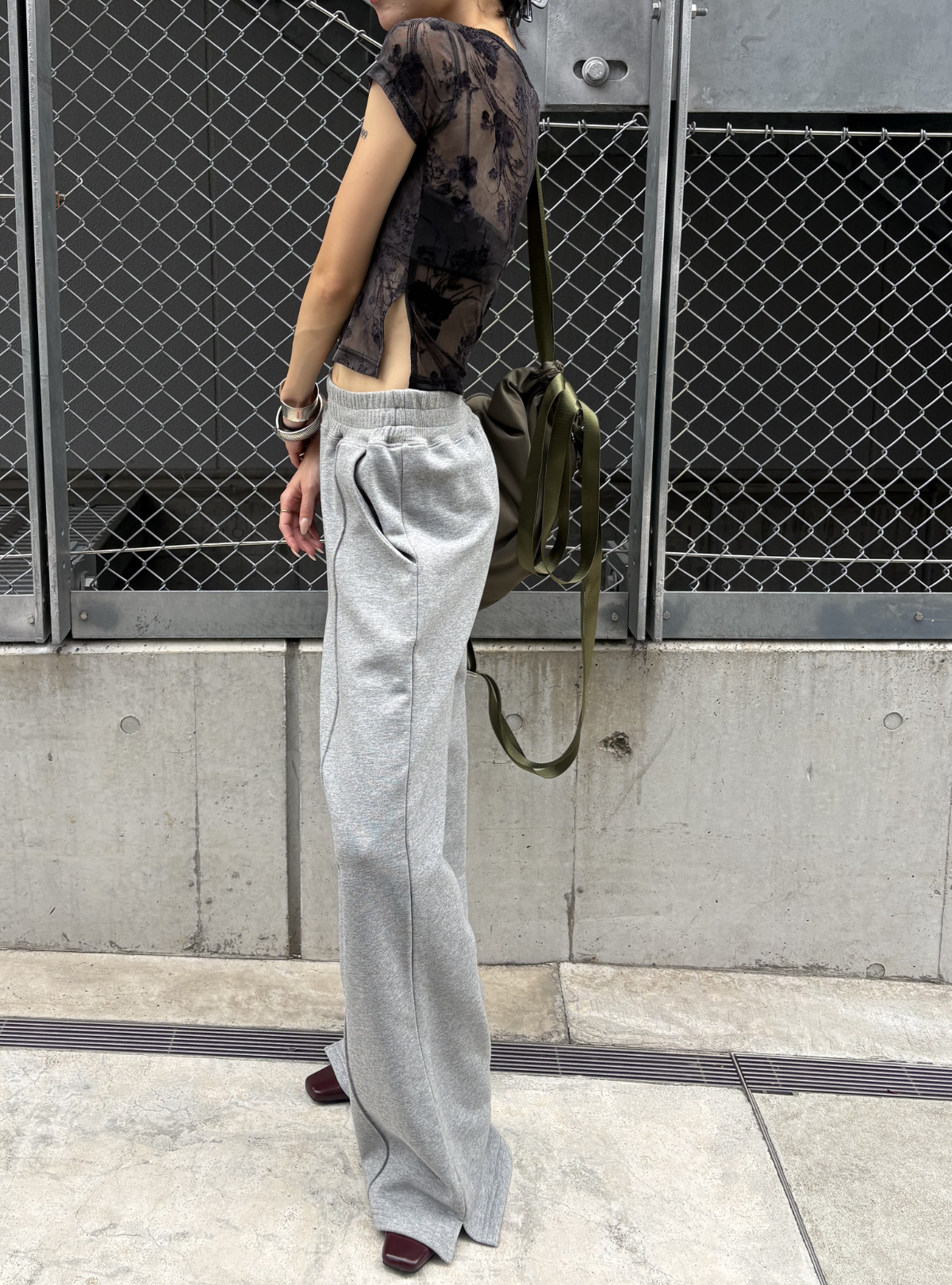Side Slit Bloom Tulle Tee