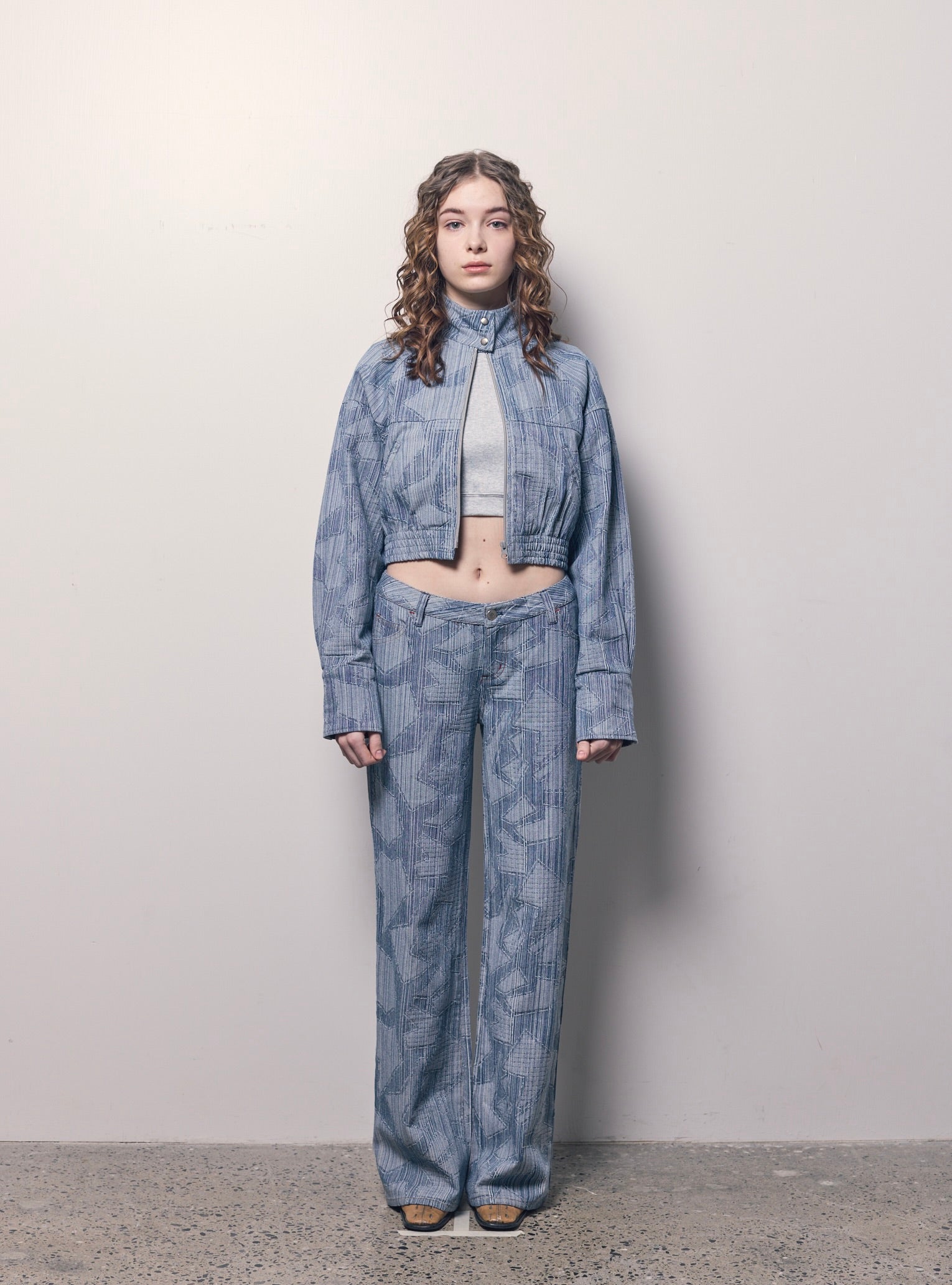 ジュエミ　シャーリングストレートパンツ Chromatic Shirring Pants – JUEMI