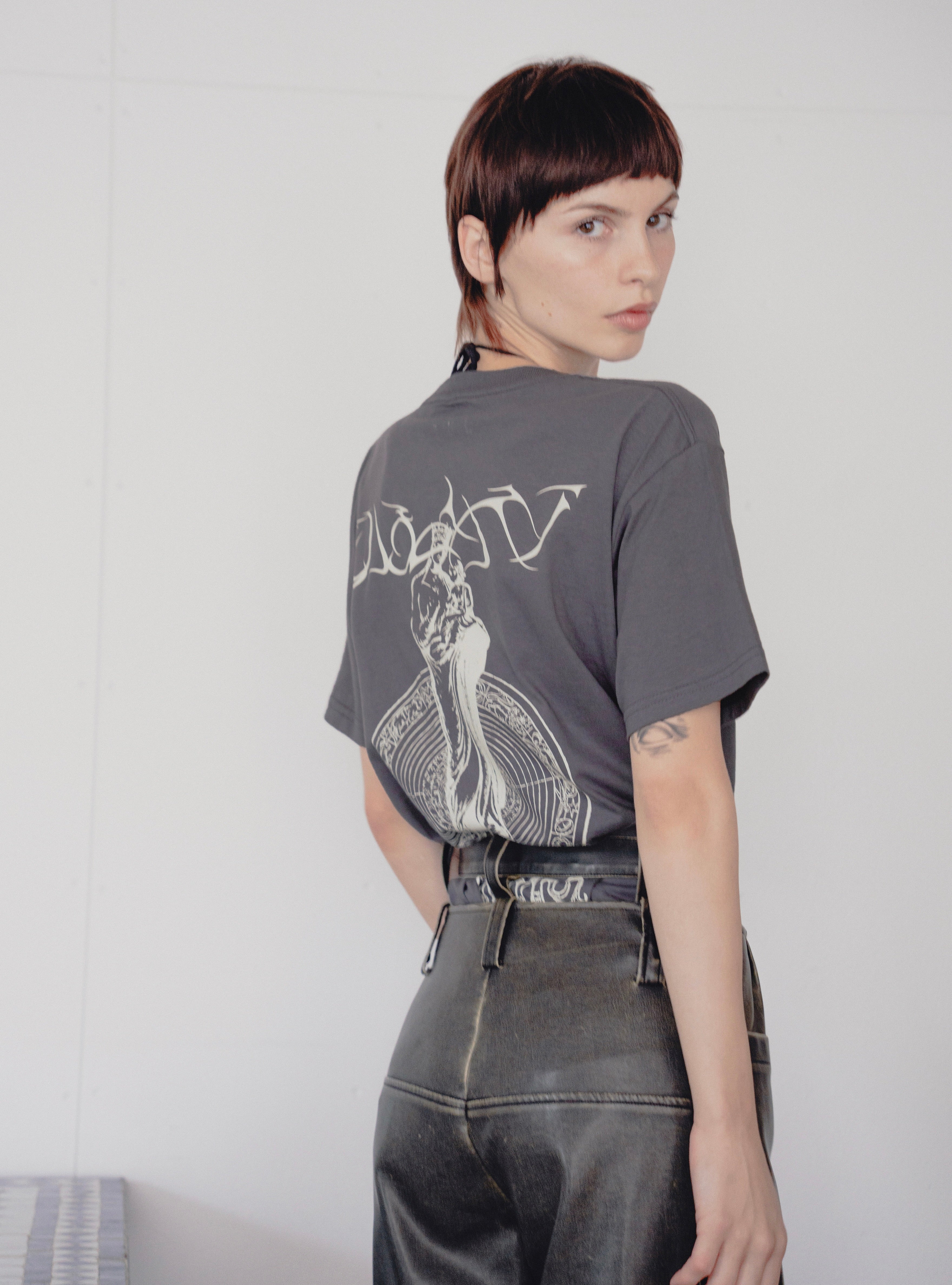 Saint Mary Tee – JUEMI