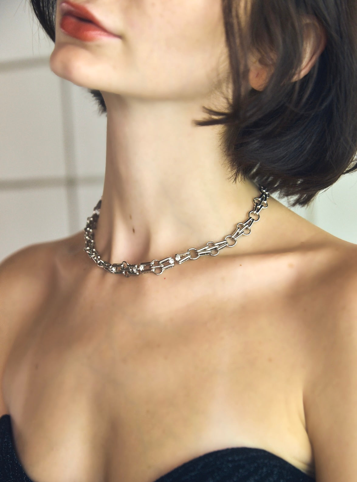 Glass Accent Flat Chain Necklace