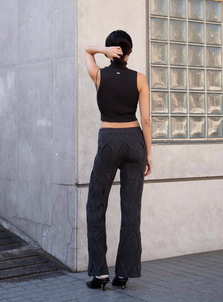 Rhombus Pleated Pants