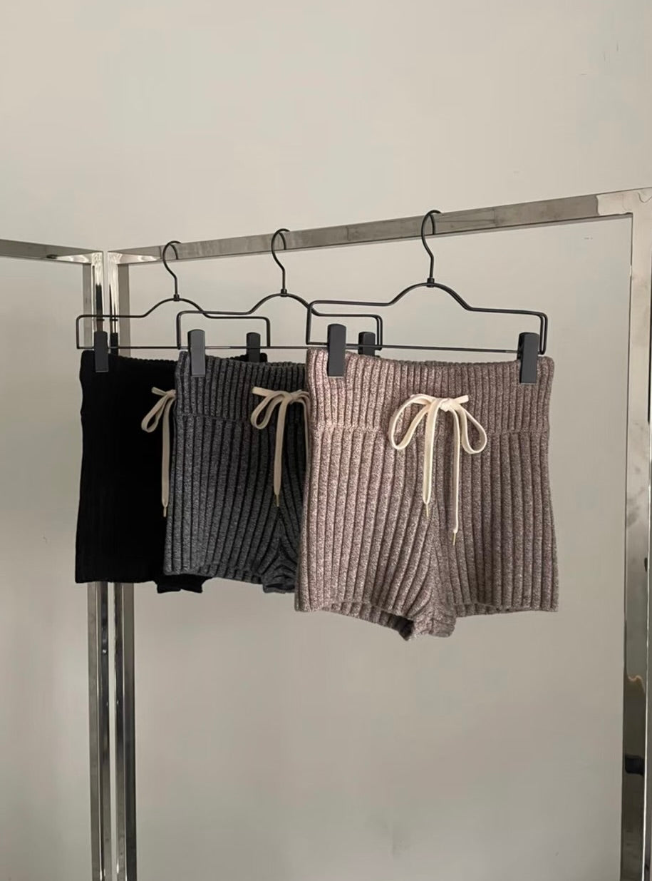 Contrast Knit Shorts – JUEMI
