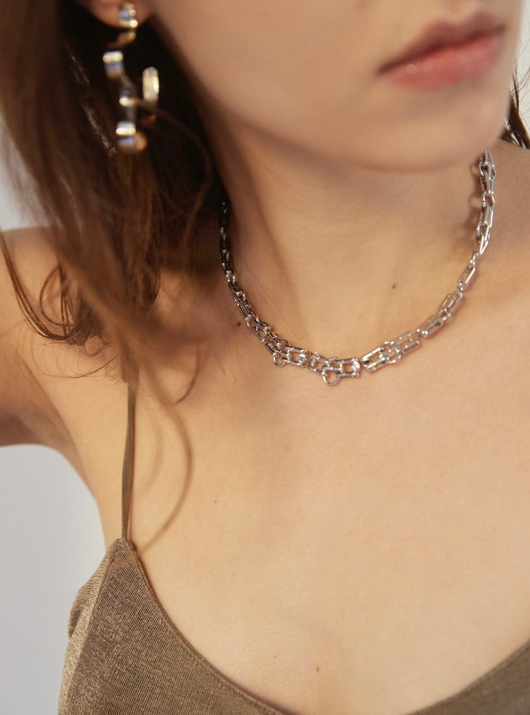 Glass Accent Flat Chain Necklace – JUEMI