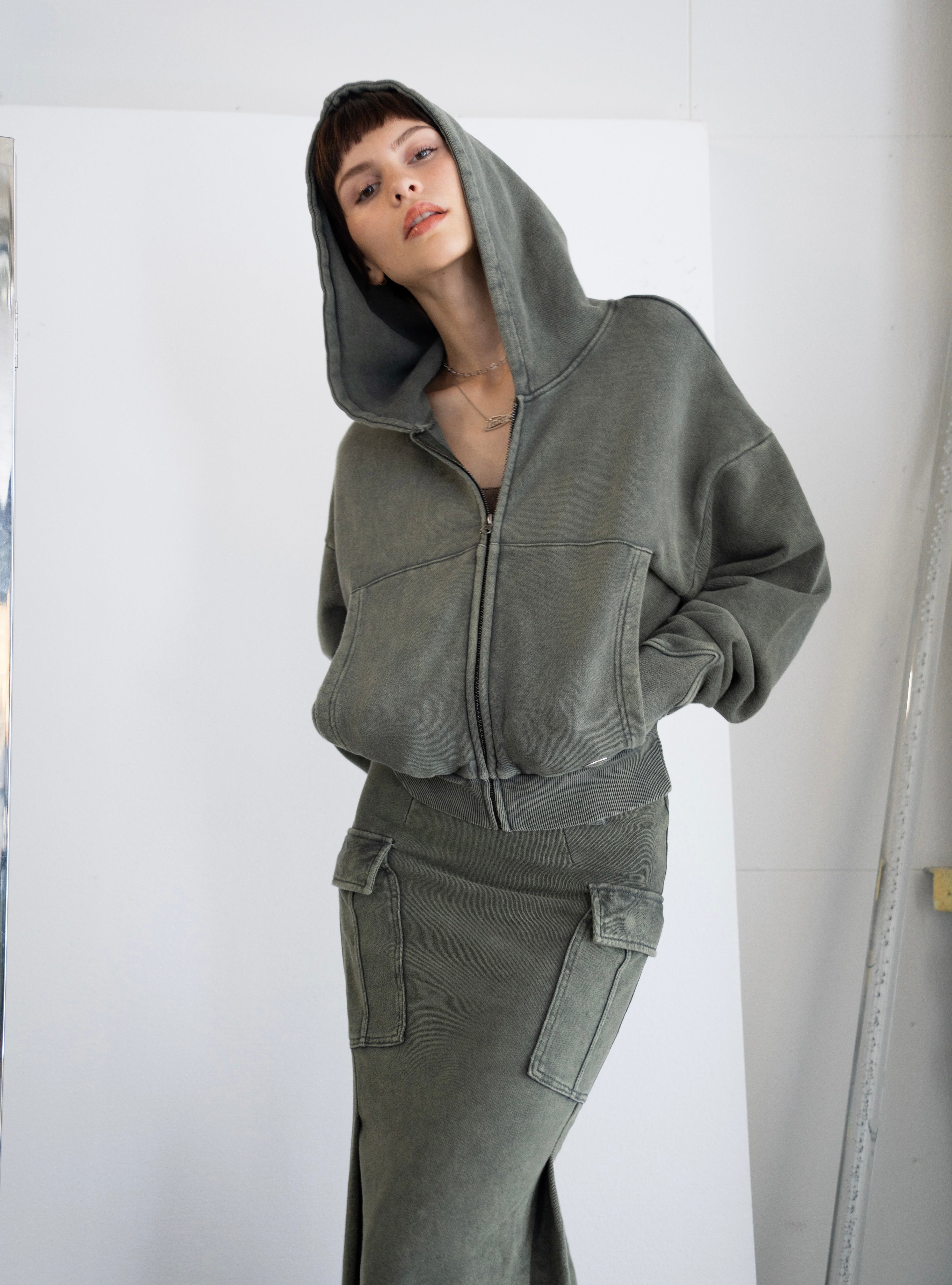 Shadow Zip-up Hoodie – JUEMI