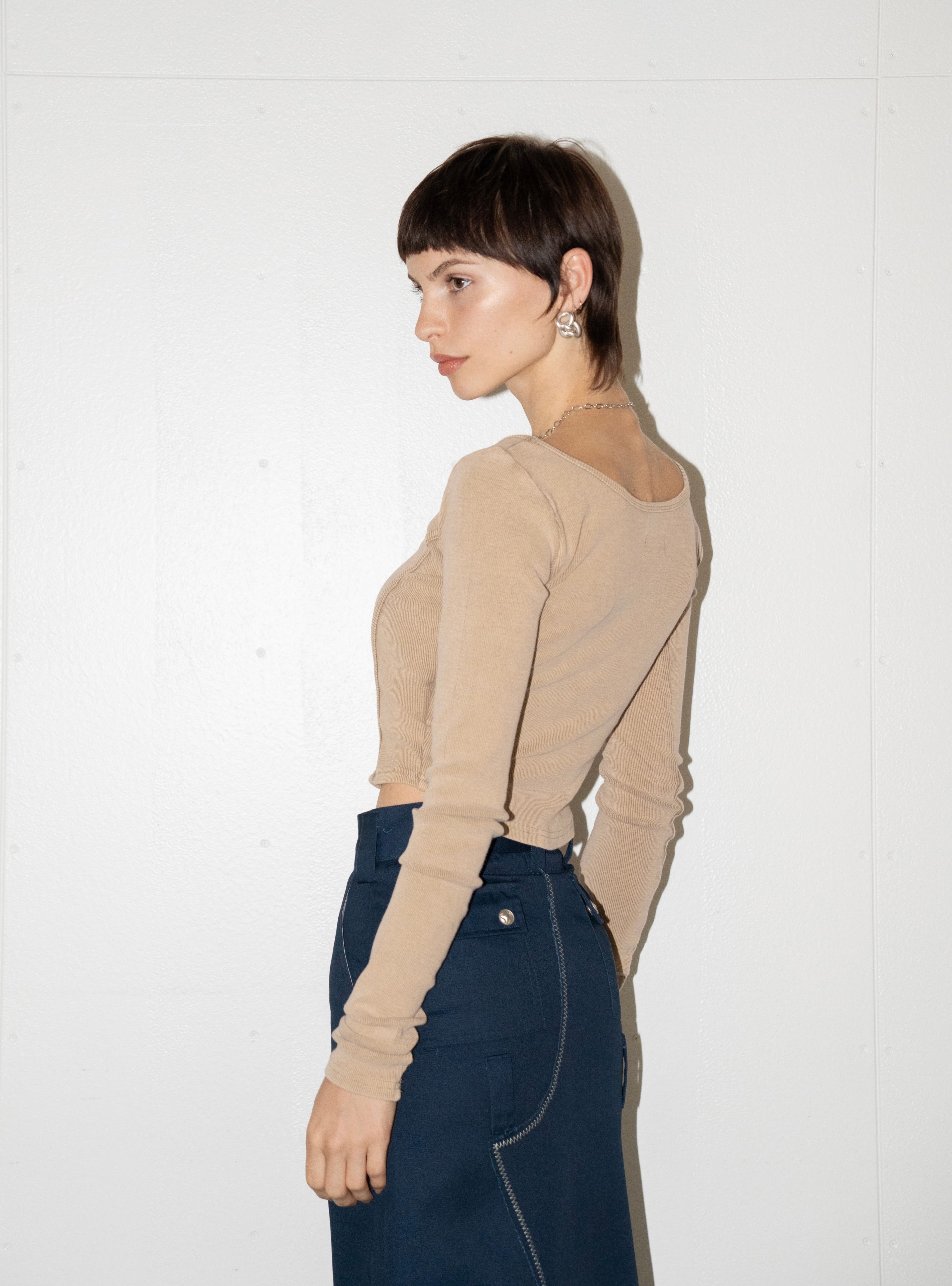 Shadow Binder Top – JUEMI