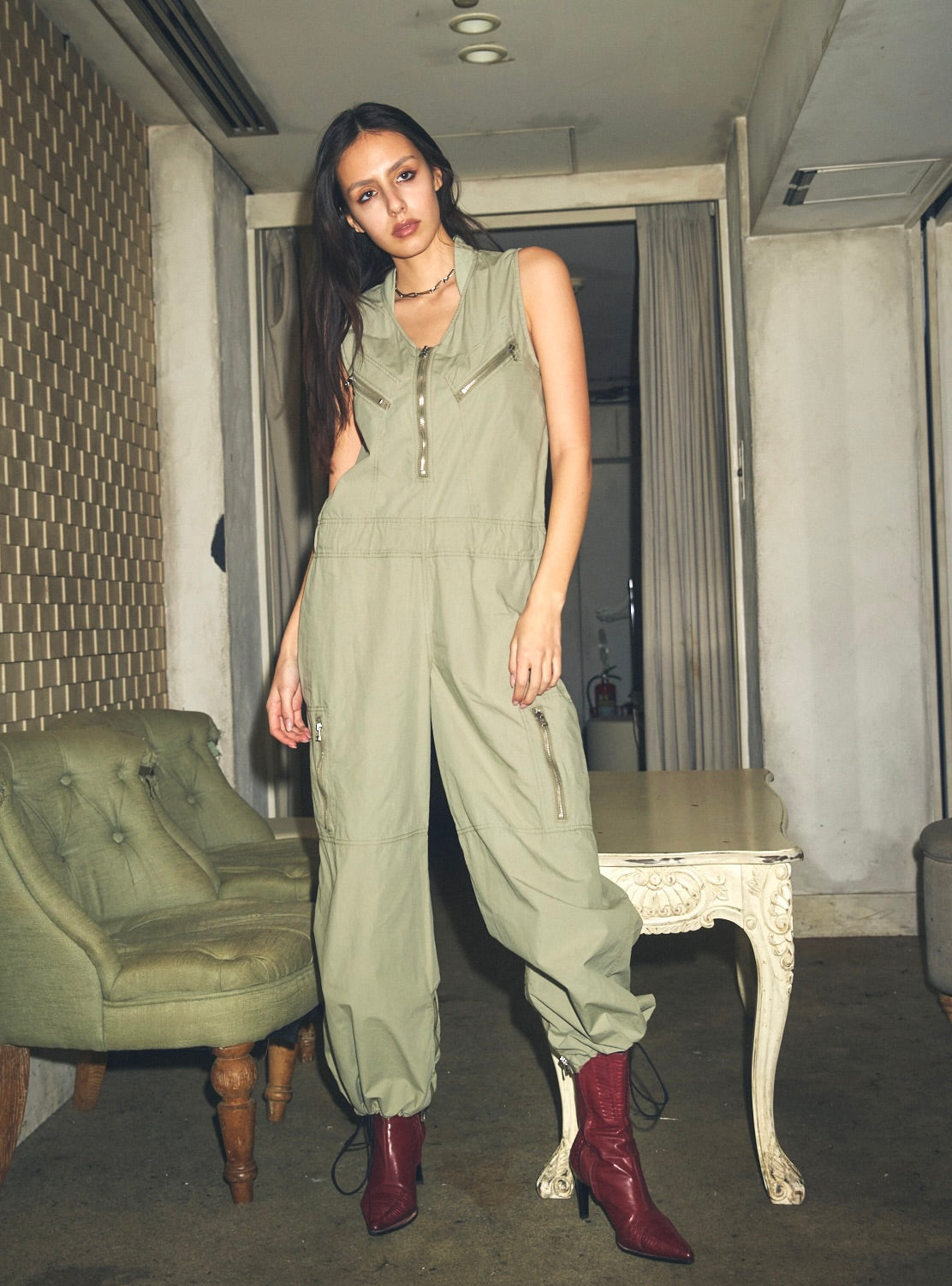 【海外限定】REISSプレイスーツ☆Harri Palm Print Playsuit, Na REISS Harri Palm Print Belted Playsuit in Neutral | endource