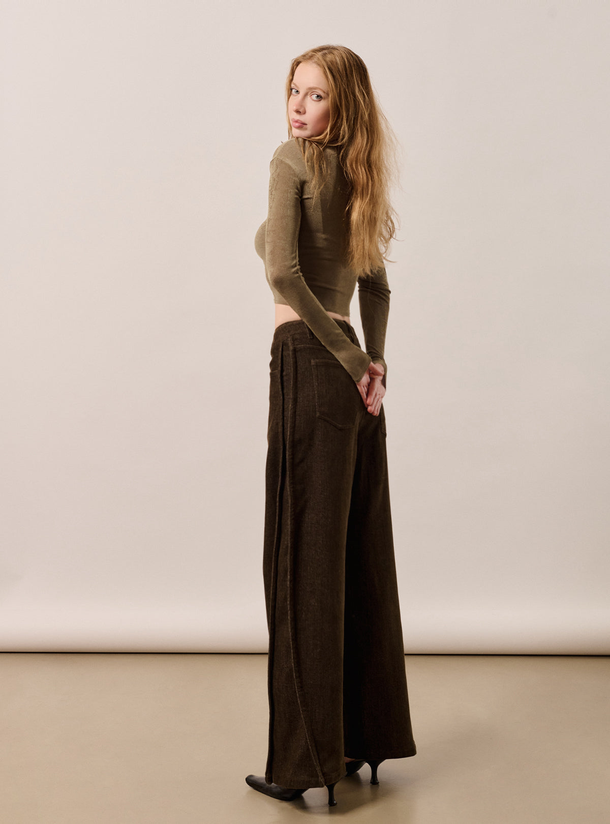 Side Tucked Peach Skin Denim