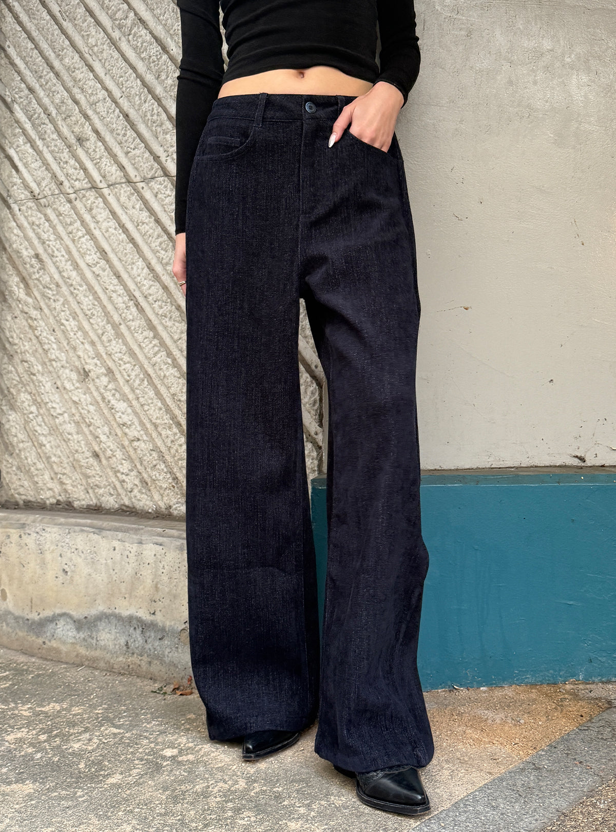 Side Tucked Peach Skin Denim