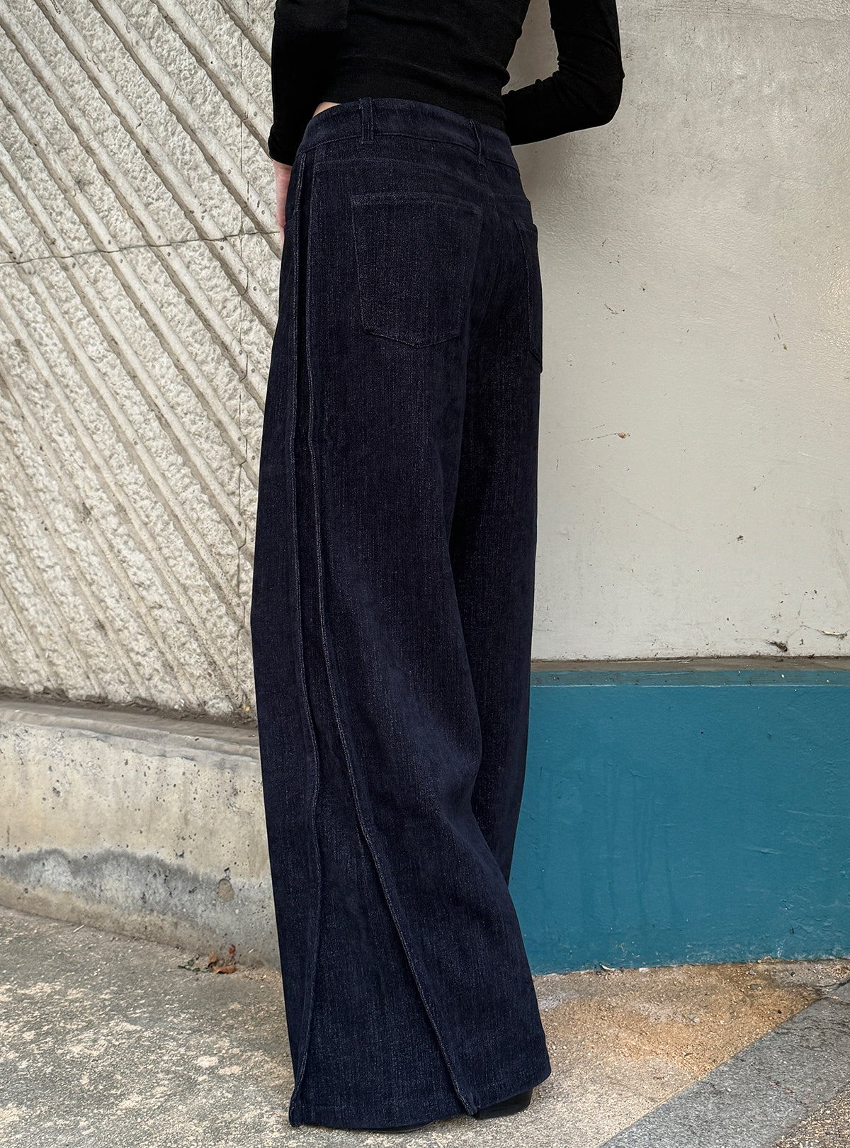 Side Tucked Peach Skin Denim