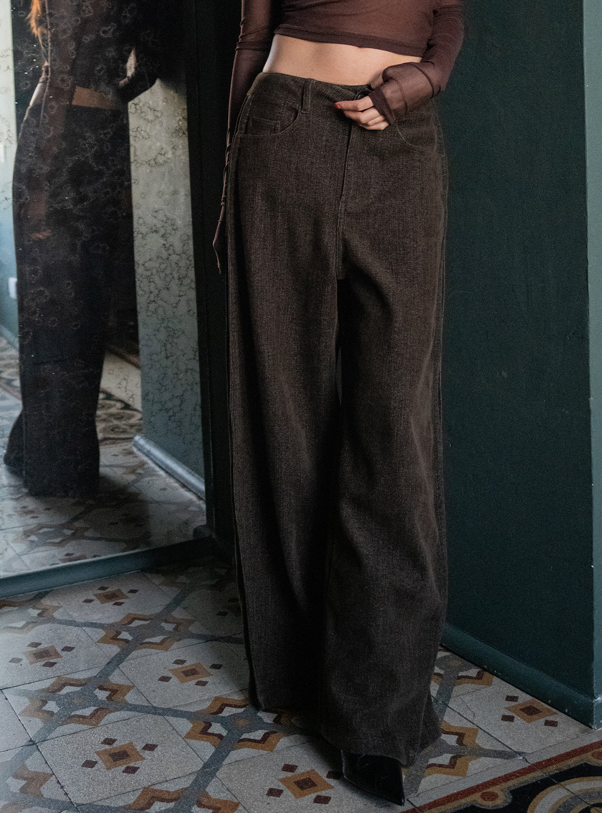 Side Tucked Peach Skin Denim