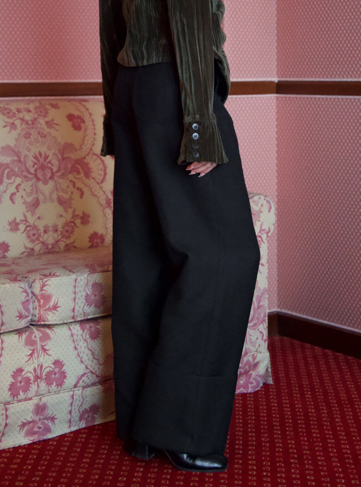 Turn-Back Wool Straight Pants