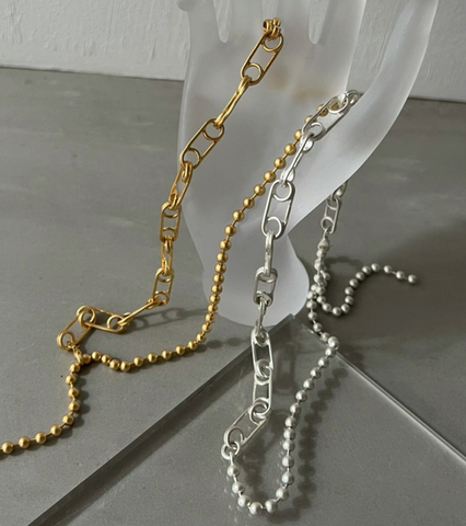 Matte Clip Chain Ball Necklace