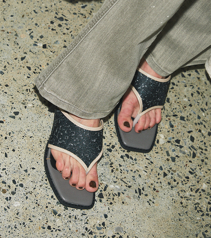 【40%OFF】Uneven Glitter Sandals